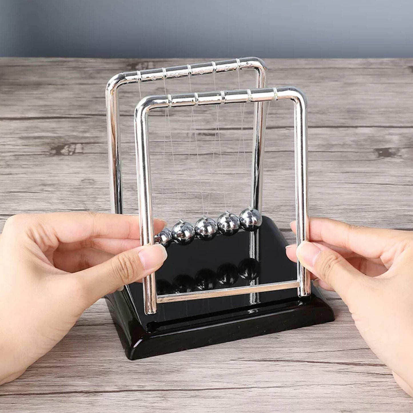 newton's cradle